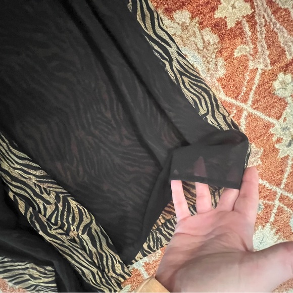 Nanushka Oasis tiger print flowy wrap dress sz M - Picture 12 of 14